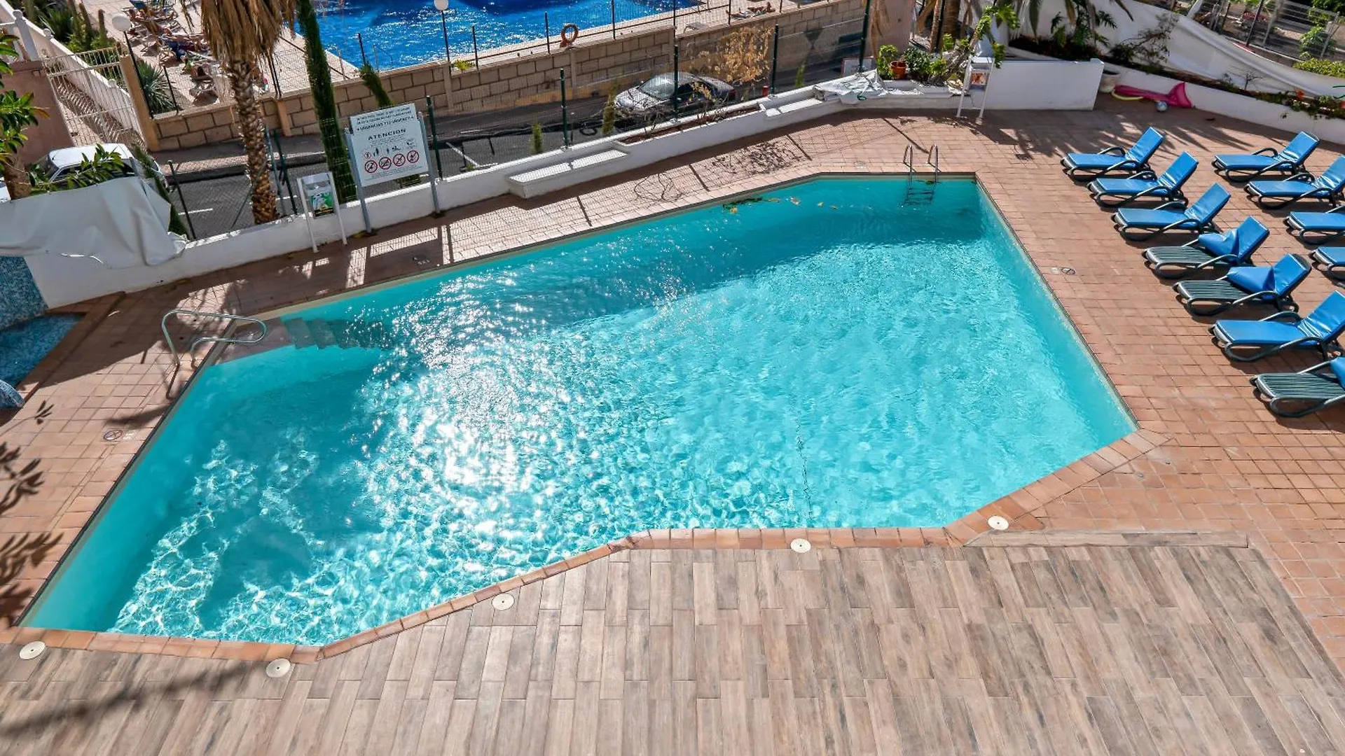 アパート Apart Hotel Ponderosa With A Pool & View, Studio 226 Playa Feñabe